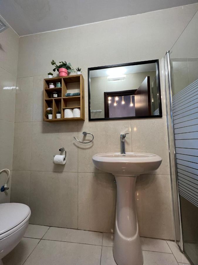 Central Ben Yehuda Apartment القدس المظهر الخارجي الصورة